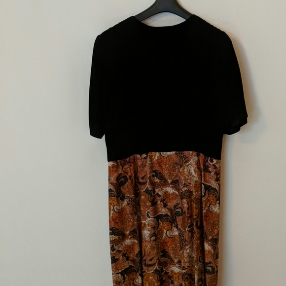 Vintage 1960s Velvet Evening Gown - Picture 6 of 7